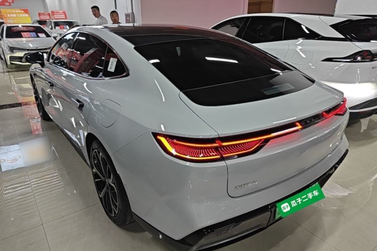 Used Geely Galaxy E8 2025 700 km Long-Range Intelligent Driving Version Rear Left 45 Deg