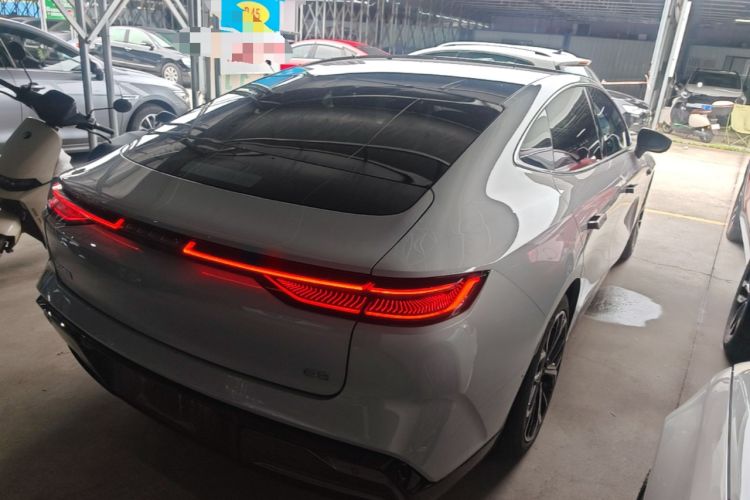 Used Geely Galaxy E8 2025 700 km Long-Range Intelligent Driving Version Rear Right 45 Deg