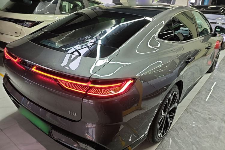 Used Geely Galaxy E8 2025 700 km Long-Range Intelligent Driving Version Rear Right 45 Deg