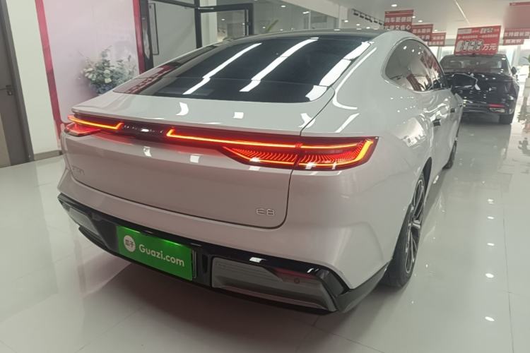 Used Geely Galaxy E8 2025 Model—610km Exploration+ Version Rear Right 45 Deg