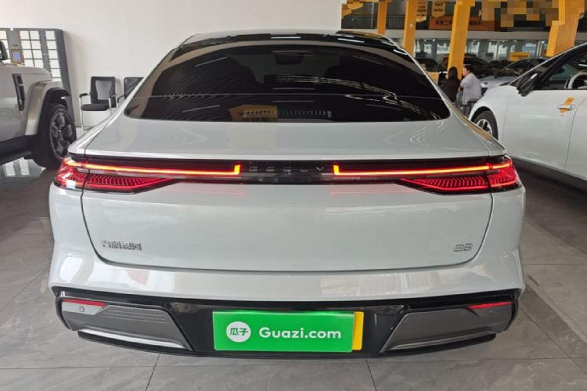 Used Geely Galaxy E8 2025 700 km Long-Range Intelligent Driving Version Rear