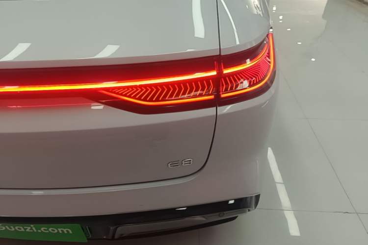 Used Geely Galaxy E8 2025 Model—610km Exploration+ Version Right Rear Taillight