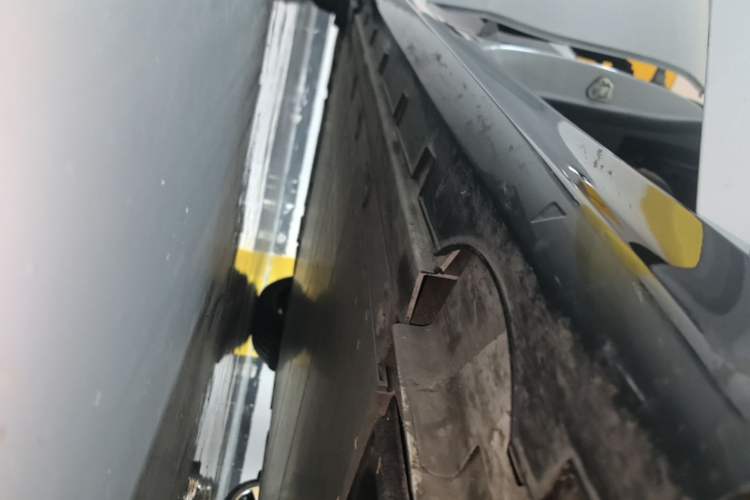 Used Geely Galaxy E8 2025 700 km Long-Range Intelligent Driving Version Right Side Sill