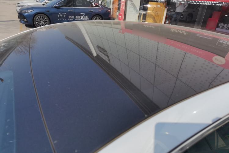 Used Geely Galaxy E8 2025 700 km Long-Range Intelligent Driving Version Roof