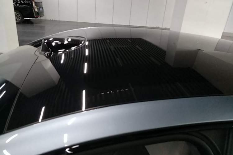 Used Geely Galaxy E8 2025 620 km All-Wheel Drive Starship LiDAR-Enabled Intelligent Driving Version Roof