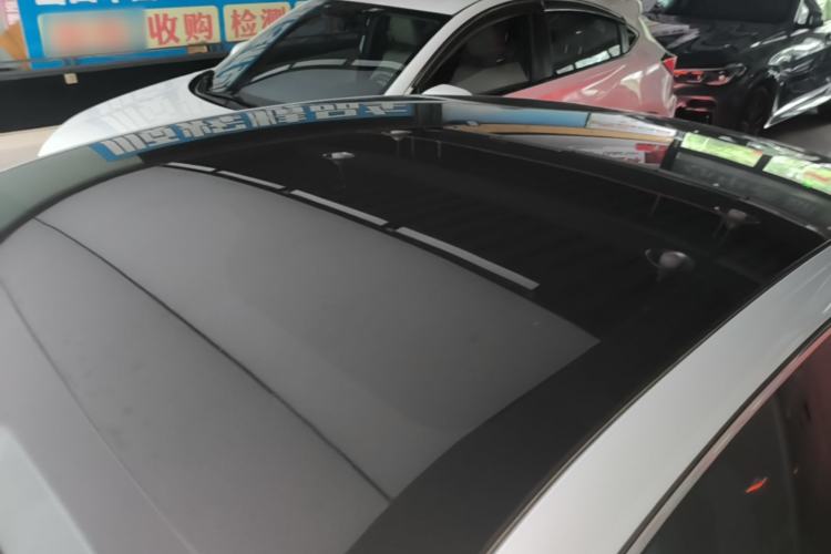 Used Geely Galaxy E8 2025 700 km Long-Range Intelligent Driving Version Roof