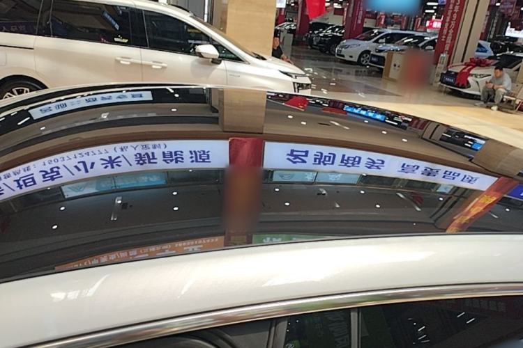 Used Geely Galaxy E8 2025 700 km Long-Range Intelligent Driving Version Roof