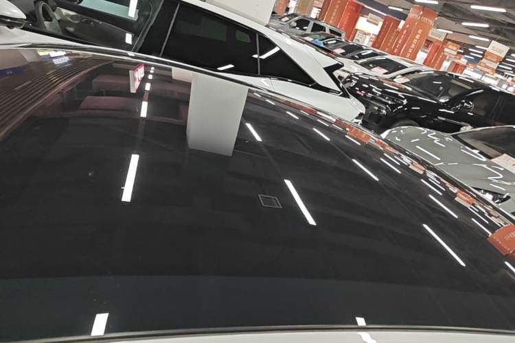 Used Geely Galaxy E8 2025 700 km Long-Range Intelligent Driving Version Roof