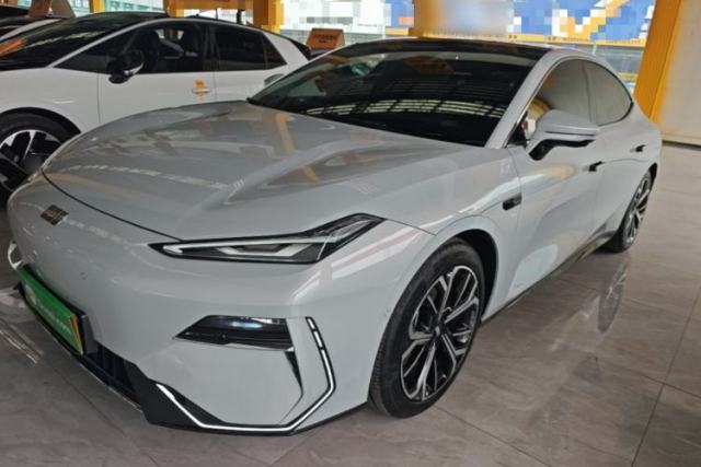 Used Geely Galaxy E8 2025 700 km Long-Range Intelligent Driving Version