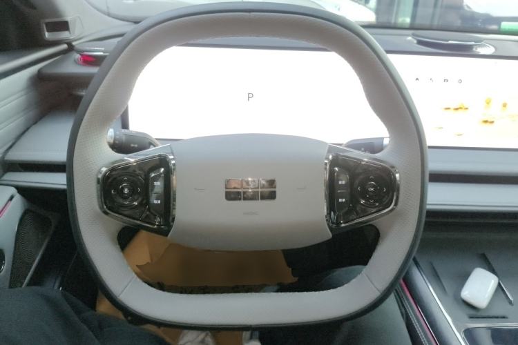 Used Geely Galaxy E8 2025 575 km Exploration Intelligent Driving Edition Steering Wheel
