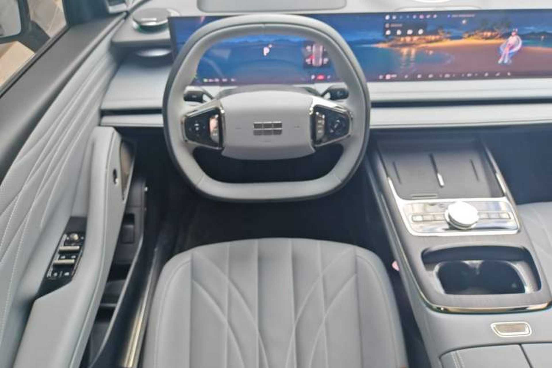 Used Geely Galaxy E8 2025 700 km Long-Range Intelligent Driving Version Steering Wheel