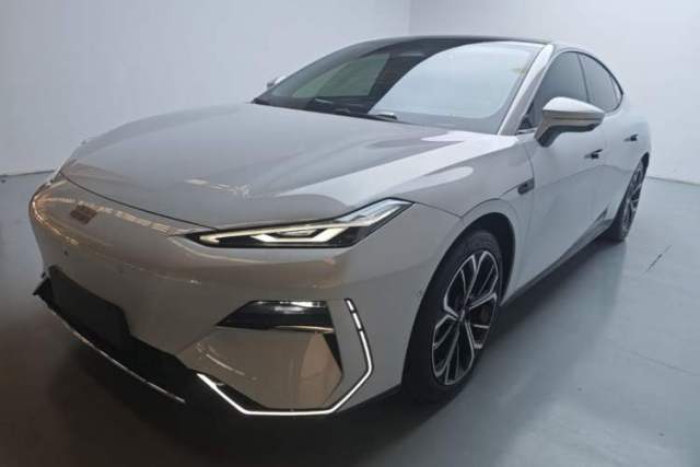 Used Geely Galaxy E8 2025 700 km Long-Range Intelligent Driving Version
