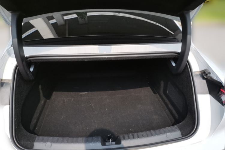 Used Geely Galaxy E8 2025 700 km Long-Range Intelligent Driving Version Trunk