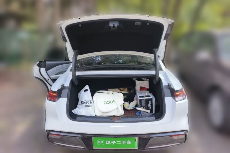 Used Geely Galaxy E8 2025 700 km Long-Range Intelligent Driving Version Trunk