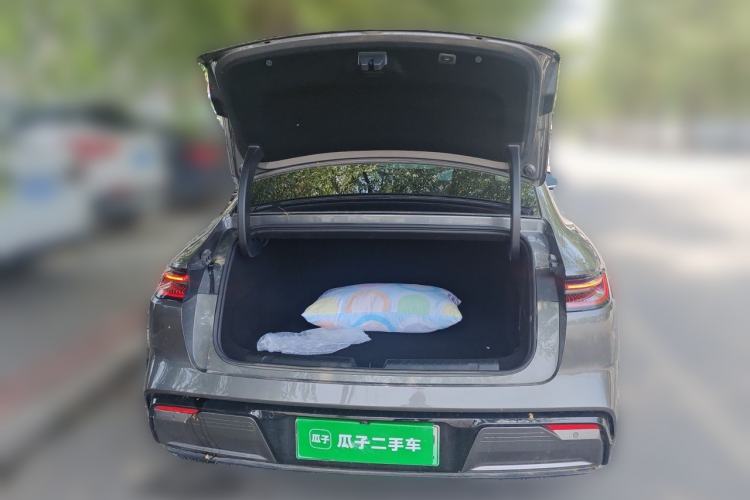Used Geely Galaxy E8 2025 Model—610km Exploration+ Version Trunk