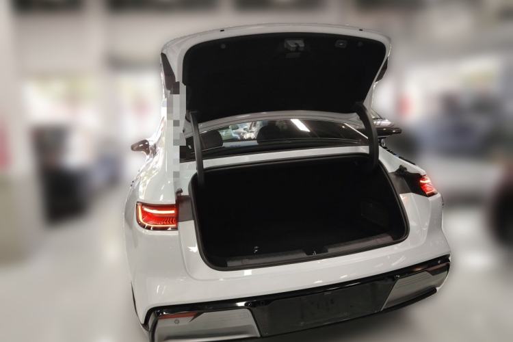 Used Geely Galaxy E8 2025 700 km Long-Range Intelligent Driving Version Trunk
