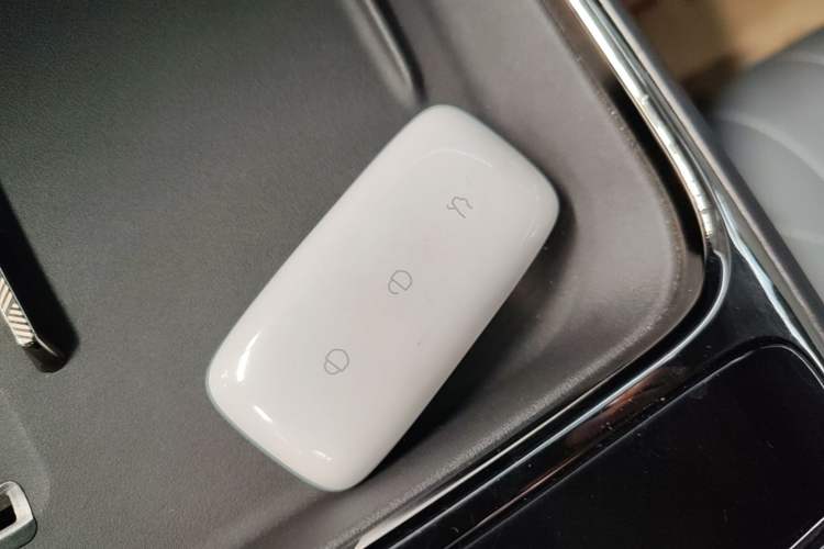 Used Geely Galaxy E8 2025 700 km Long-Range Intelligent Driving Version Vehicle Key