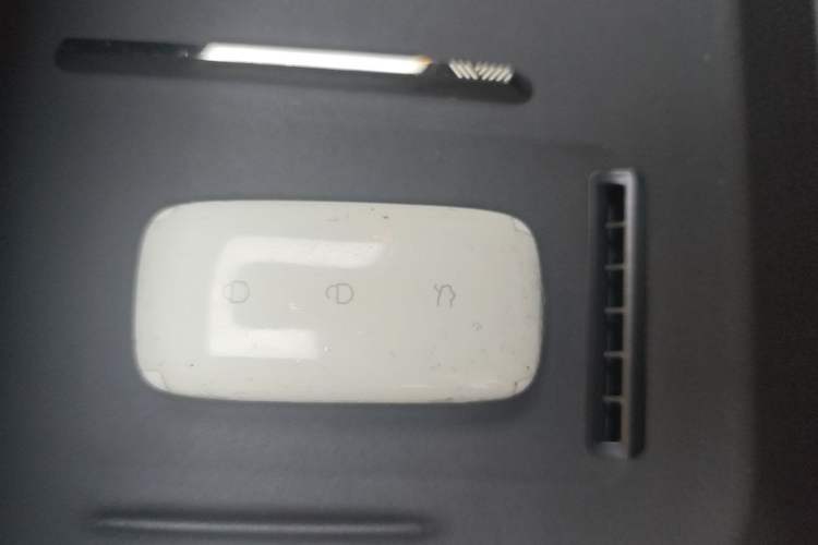 Used Geely Galaxy E8 2025 700 km Long-Range Intelligent Driving Version Vehicle Key