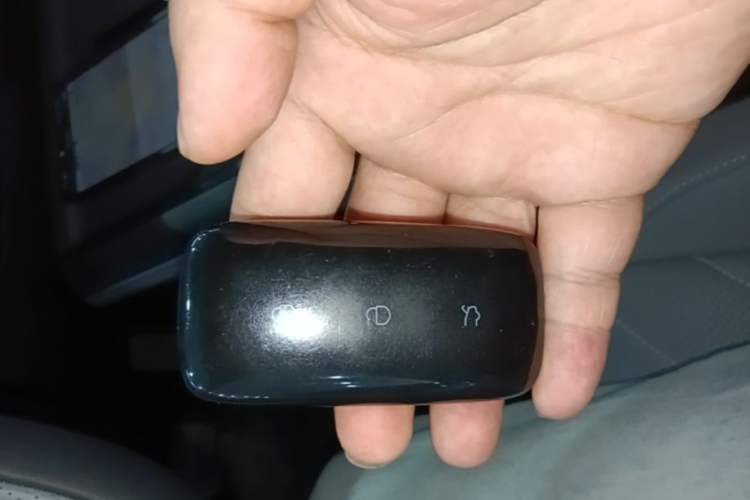 Used Geely Galaxy E8 2025 700 km Long-Range Intelligent Driving Version Vehicle Key