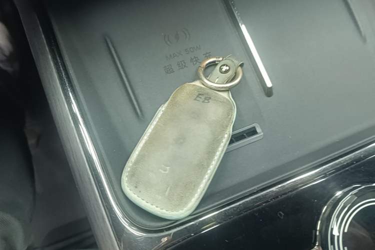 Used Geely Galaxy E8 2025 Model—610km Exploration+ Version Vehicle Key