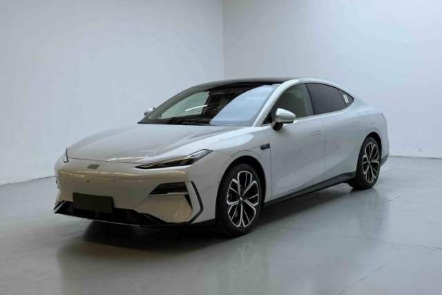 Used Geely Galaxy E8 2025 700 km Long-Range Intelligent Driving Version