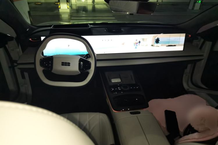Used Geely Galaxy E8 2025 575 km Exploration Intelligent Driving Edition Center Console