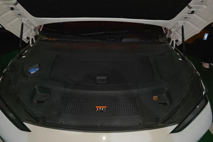 Used Geely Galaxy E8 2025 575 km Exploration Intelligent Driving Edition Engine Bay