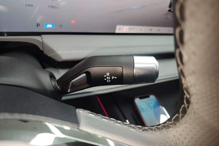 Used Geely Galaxy E8 2025 700 km Long-Range Intelligent Driving Version Gear Lever
