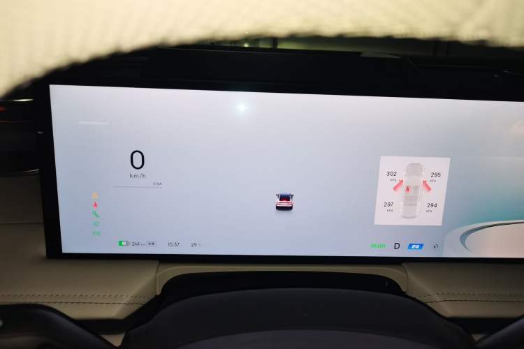 Used Geely Galaxy E8 2025 575 km Exploration Intelligent Driving Edition Instrument Cluster