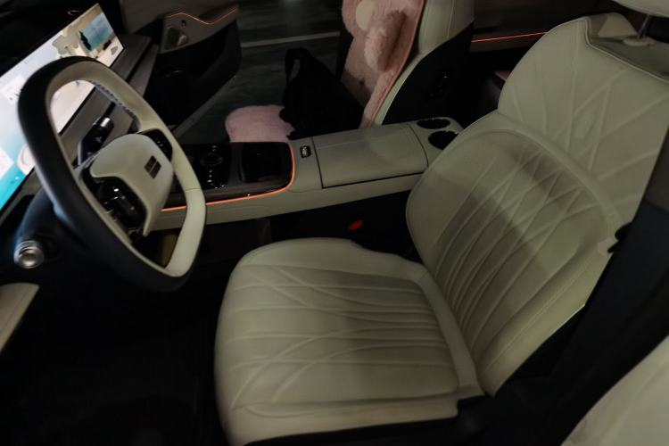 Used Geely Galaxy E8 2025 575 km Exploration Intelligent Driving Edition Left Front Seat