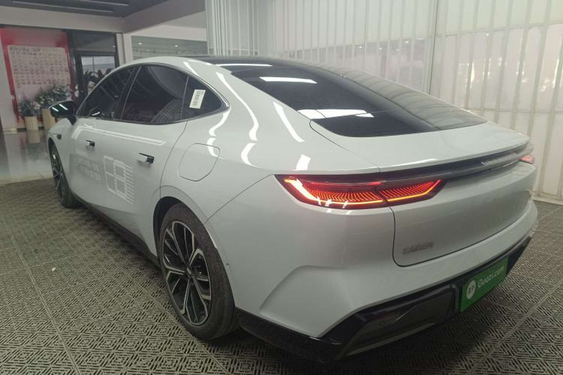 Used Geely Galaxy E8 2025 Model—610km Exploration+ Version Rear Left 45 Deg