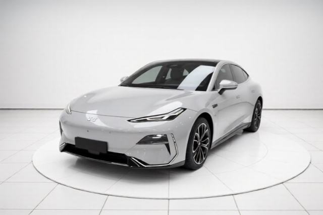 Used Geely Galaxy E8 2025 700 km Long-Range Intelligent Driving Version