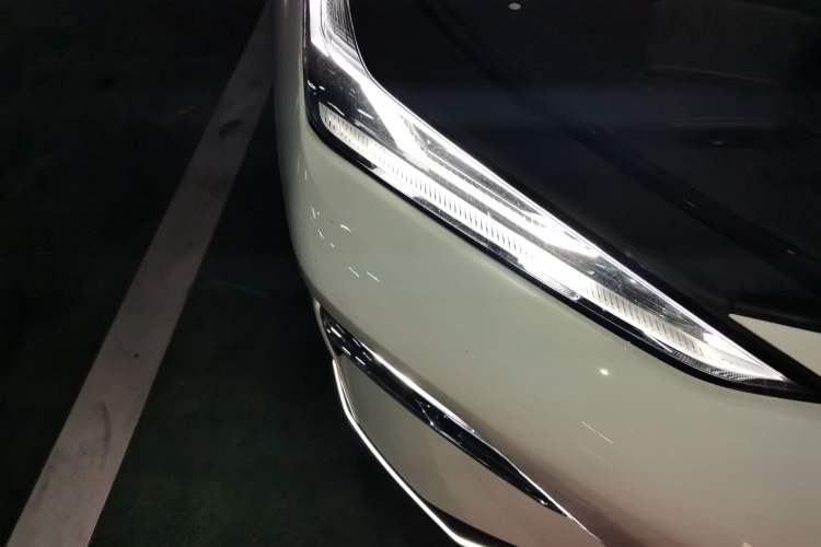 Used Geely Galaxy E8 2025 575 km Exploration Intelligent Driving Edition Right Front Headlight