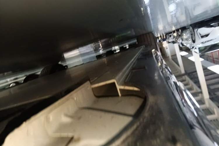 Used Geely Galaxy E8 2025 700 km Long-Range Intelligent Driving Version Right Side Sill