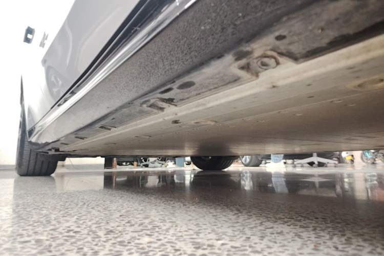 Used Geely Galaxy E8 2025 700 km Long-Range Intelligent Driving Version Right Side Sill