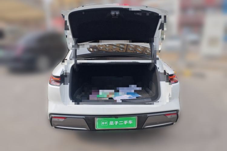 Used Geely Galaxy E8 2025 700 km Long-Range Intelligent Driving Version Trunk