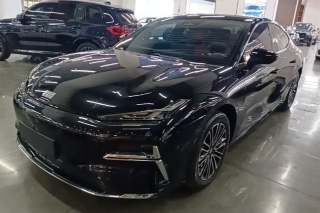 Used Geely Galaxy 8 2025 130km EM-i Deluxe Edition