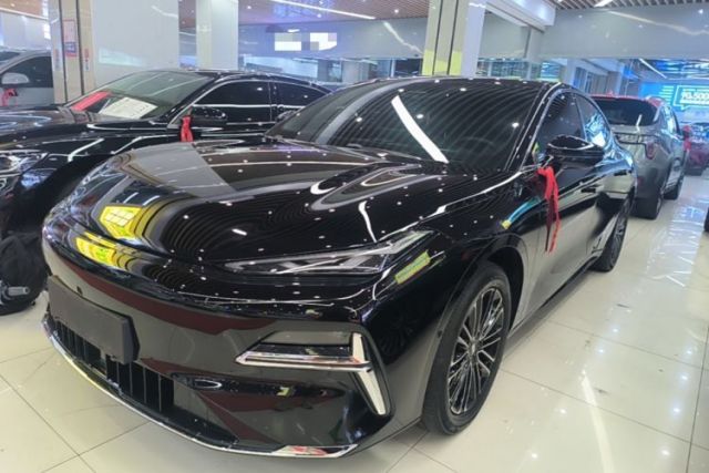 Used Geely Galaxy 8 2025 130km EM-i Deluxe Edition