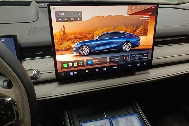 Used Geely Galaxy 8 2025 130km EM-P Starship Edition Audio And AC Panel