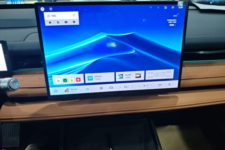 Used Geely Galaxy 8 2025 130km EM-i Flagship Edition Audio And AC Panel