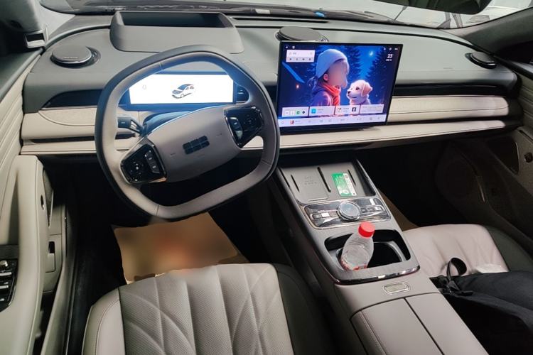 Used Geely Galaxy 8 2025 130km EM-P Starship Edition Center Console