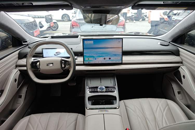Used Geely Galaxy 8 2025 130km EM-P Starship Edition Center Console