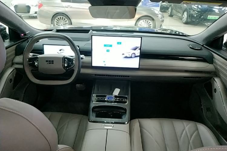 Used Geely Galaxy 8 2025 130km EM-P Starship Edition Center Console