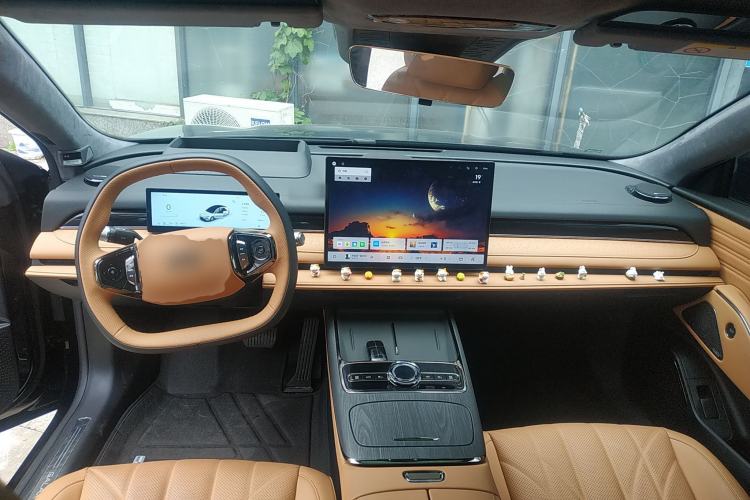 Used Geely Galaxy 8 2025 130km EM-P Starship Edition Center Console