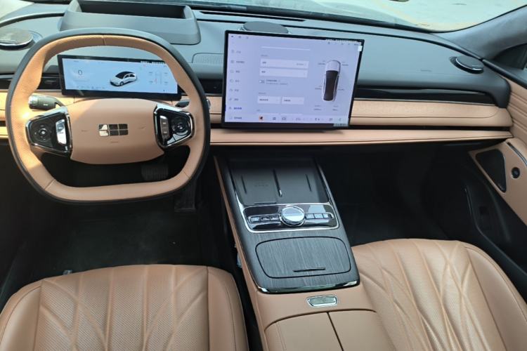 Used Geely Galaxy 8 2025 130km EM-P Starship Edition Center Console