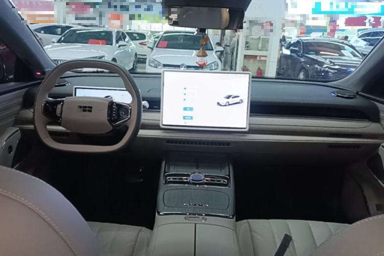 Used Geely Galaxy 8 2025 130km EM-P Exploration Edition Center Console