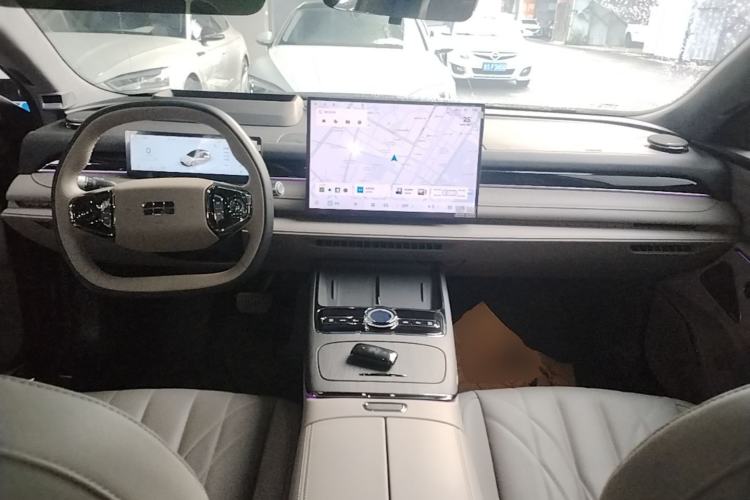 Used Geely Galaxy 8 2025 130km EM-P Starship Edition Center Console