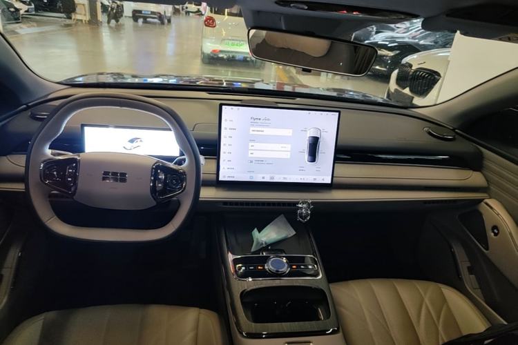 Used Geely Galaxy 8 2025 130km EM-i Deluxe Edition Center Console