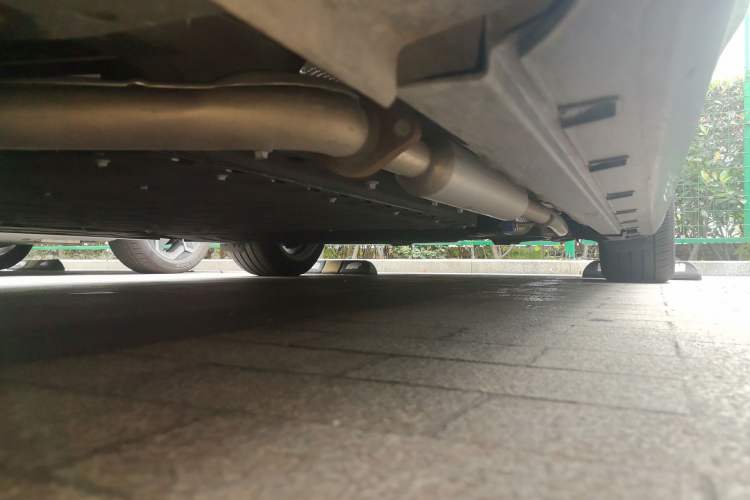 Used Geely Galaxy 8 2025 130km EM-i Flagship Edition Chassis Front Left