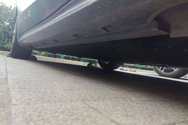 Used Geely Galaxy 8 2025 130km EM-i Flagship Edition Chassis Front Right